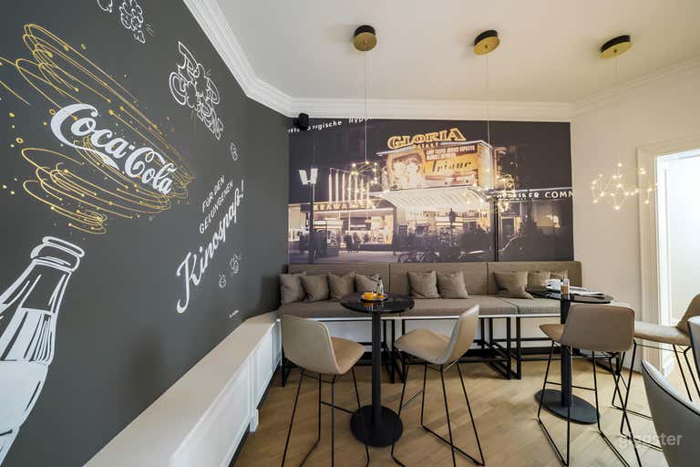  Eventfläche || Gin-Bar / Bistro / Lounge 