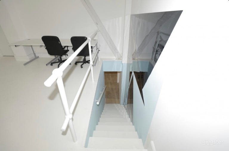  Stairs going down to makeup area 