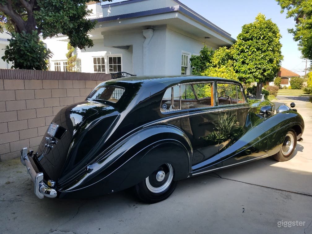 Classic 1953 Rolls-Royce Silver Wraith Photo 2