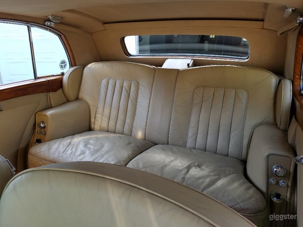 Classic 1953 Rolls-Royce Silver Wraith Photo 4