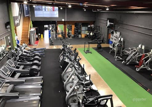 Spacious Fitness Center in Papatoetoe, Auckland Photo 1