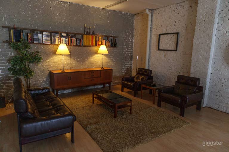  Photo Film Podcast Studio / Warehouse Conversion 