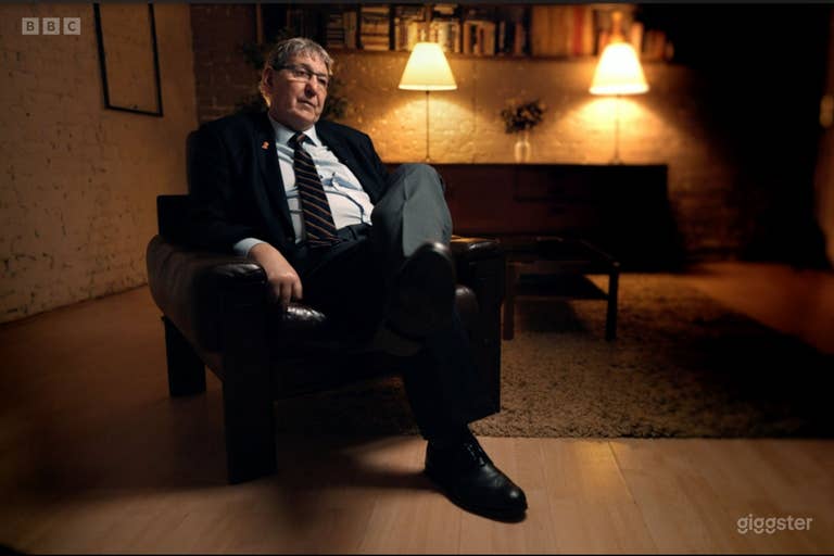  Photo Film Podcast Studio / Warehouse Conversion 