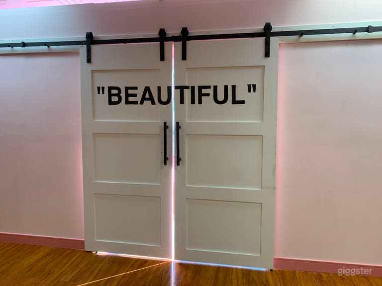  Nice Colorful Event Space in Carson 