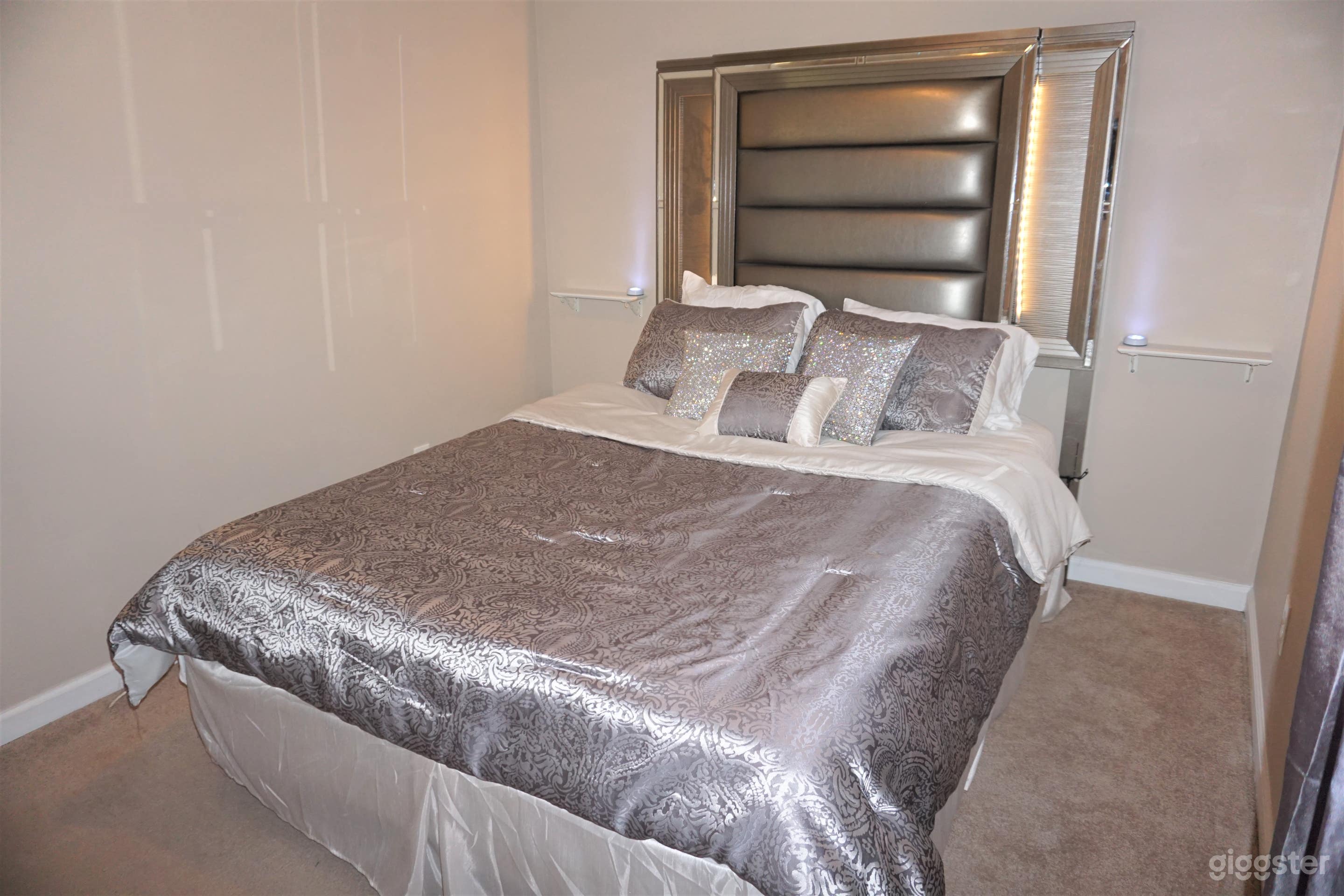 Chic Bedroom for all film/photo projects Photo 4