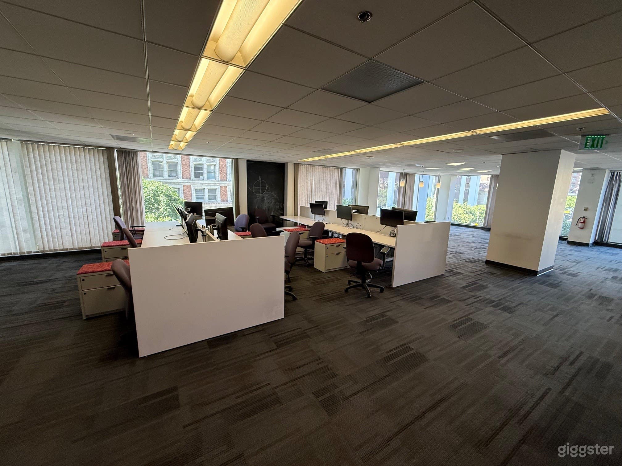 DTLA Tech Office Workspace Photo 2