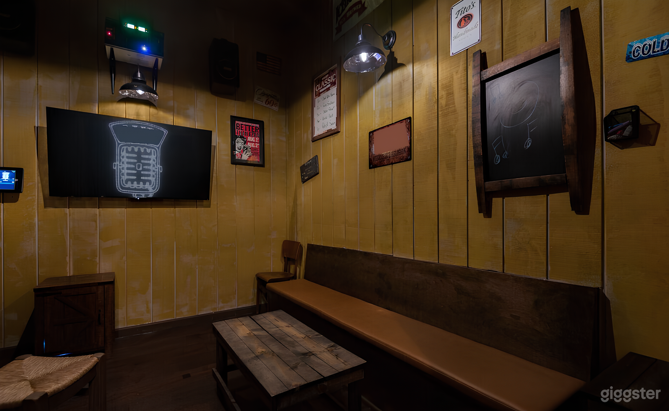 Private Karaoke Rooms Photo 4