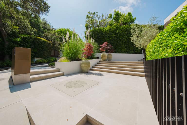   SIENA SKYWARD SERENITY VILLA/POOL 