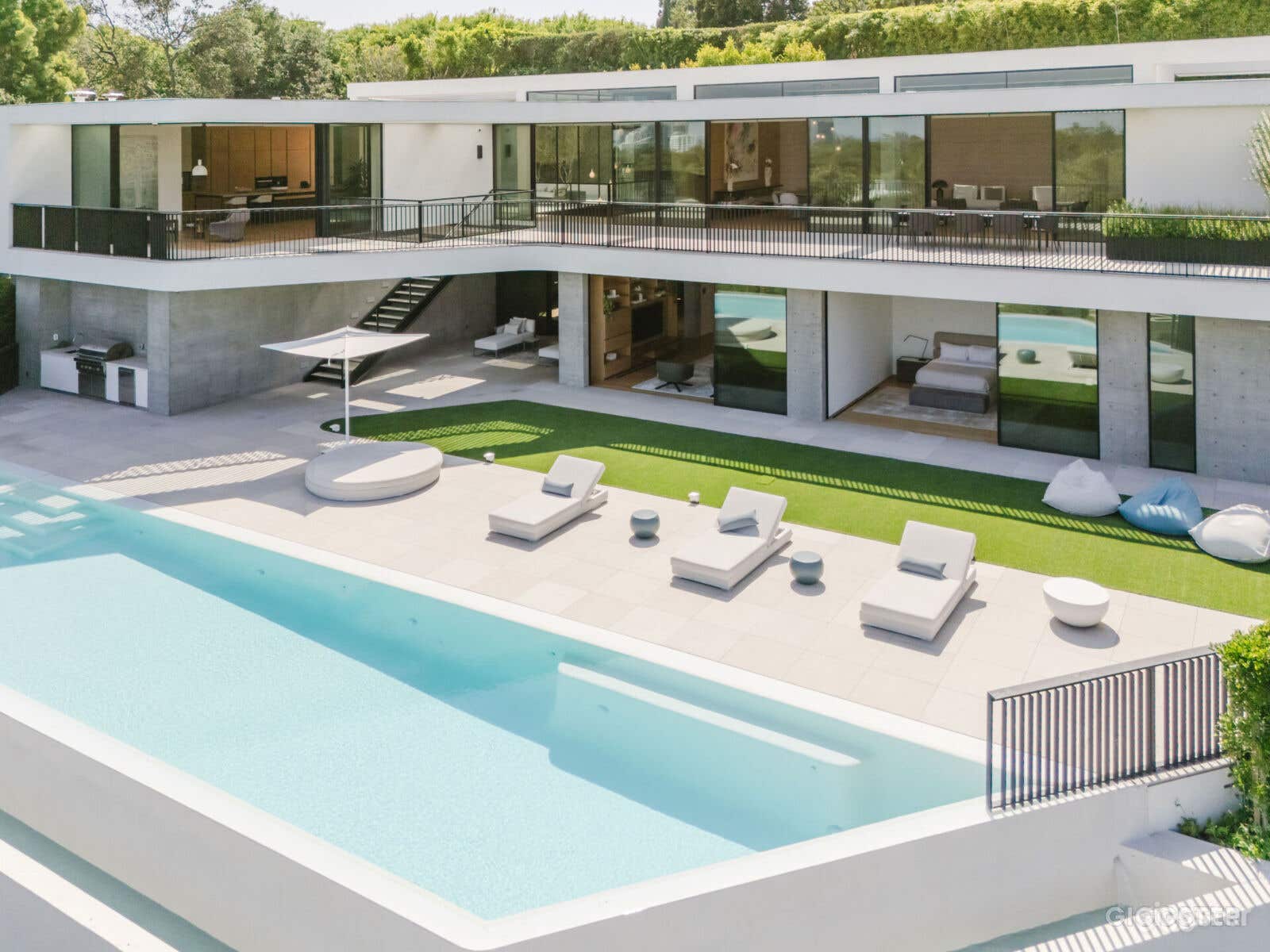  SIENA SKYWARD SERENITY VILLA/POOL Photo 3