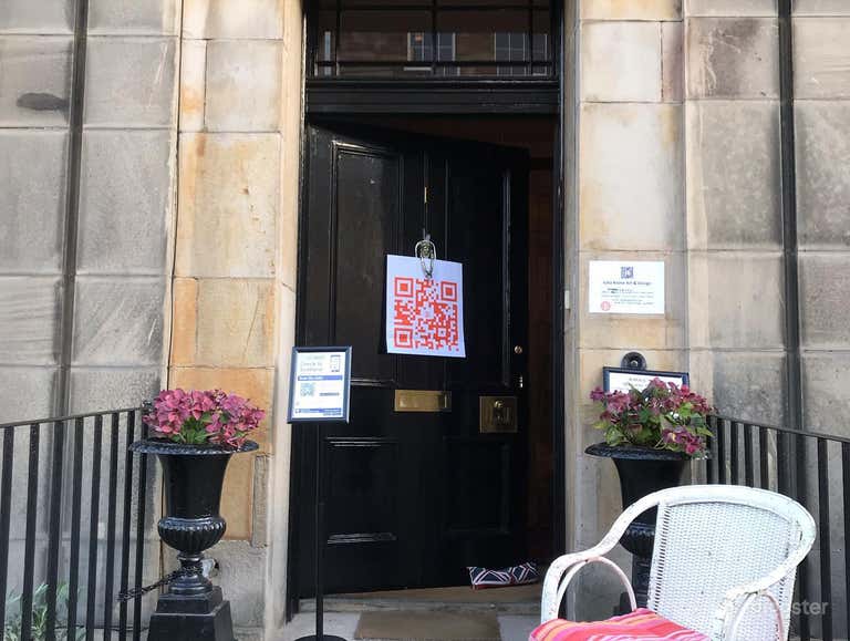  Main Door Flat with Georgian Planters which may be landscaped specially for your event. 