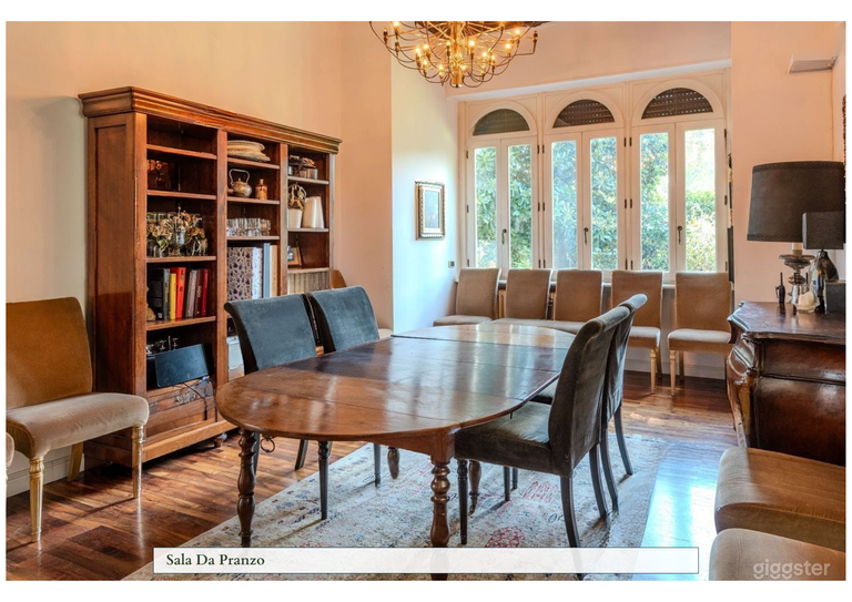  Luxury Villa with Garden and Terrace for Elegant Events 