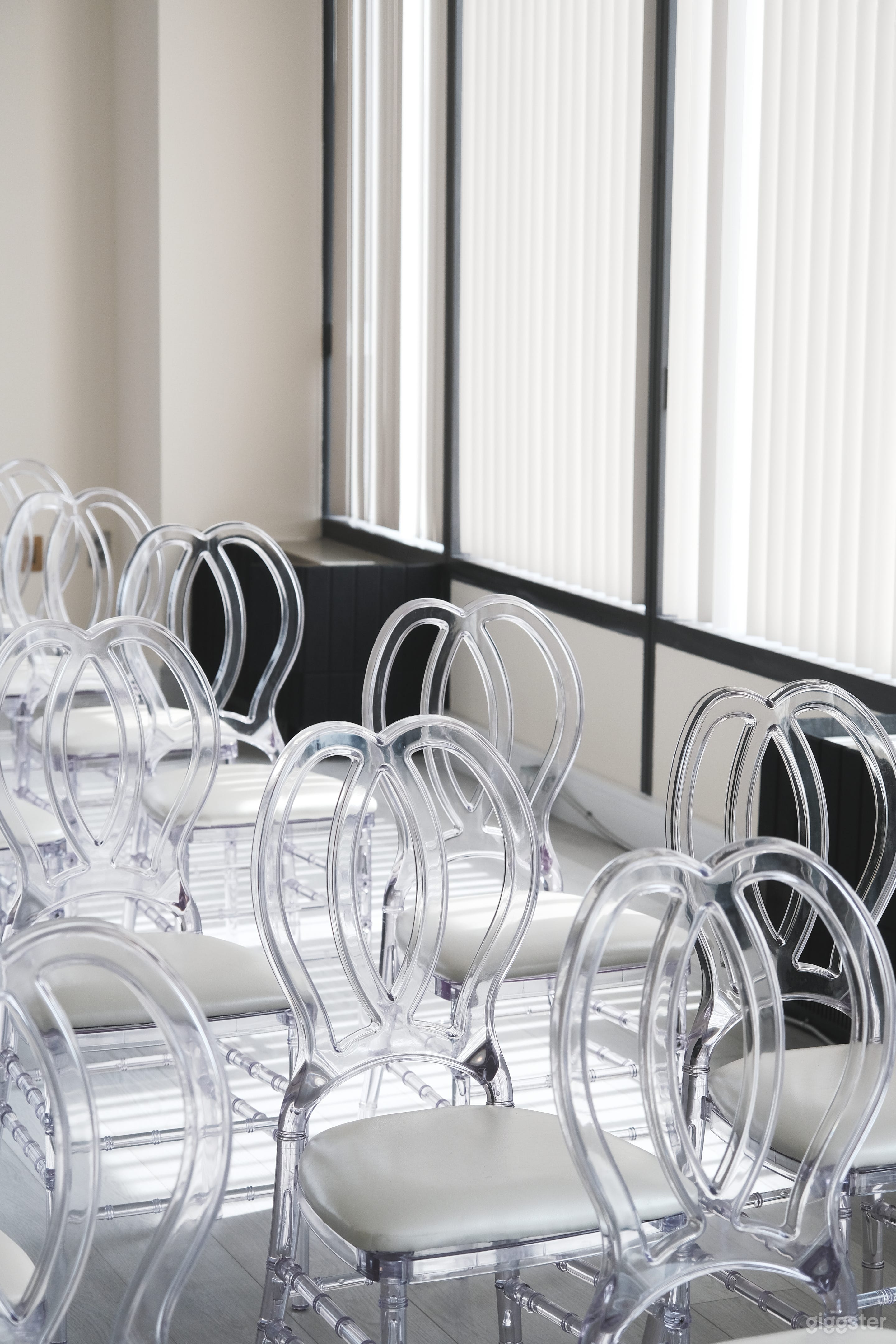 Elegant & Spacious Event Space with City Views Photo 4