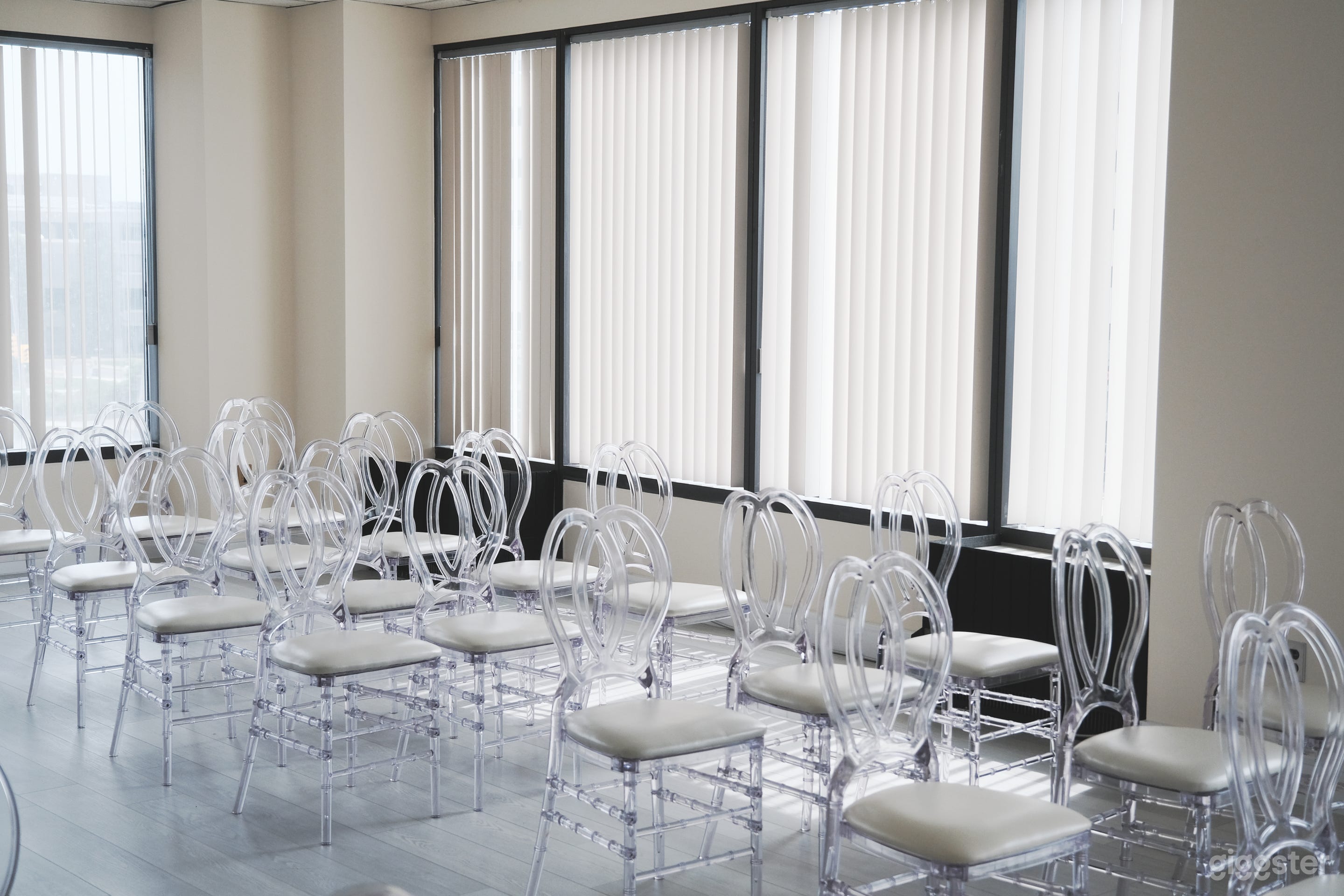 Elegant & Spacious Event Space with City Views Photo 2