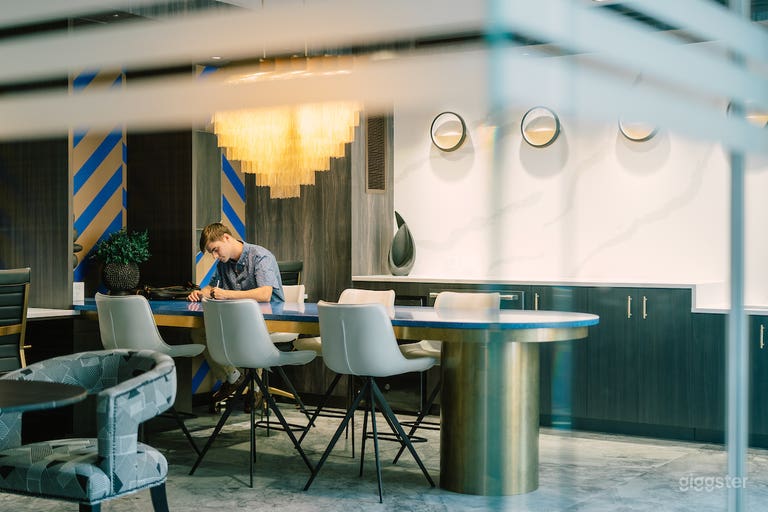  Fun, Vibrant Lounge & Patio in Columbia Heights 