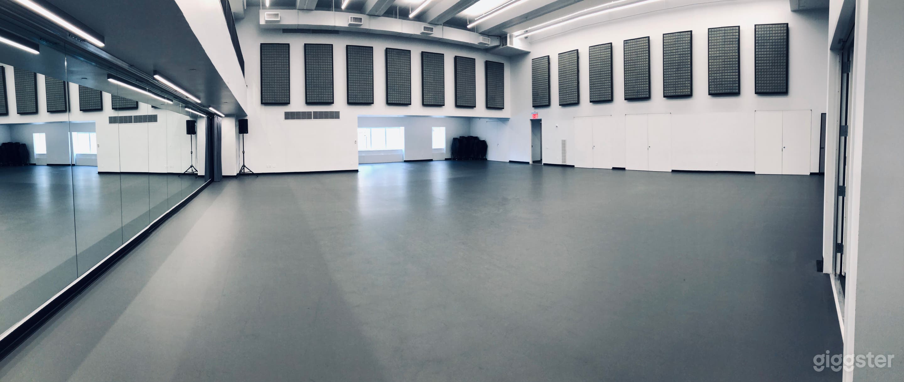 THE PREMIERE (Studio 11B) 3,300 sf, 22' ceilings