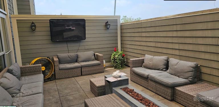  Exceptional 3 Floors Private Space With Bar And Outdoor Space (Full Buy Out) 