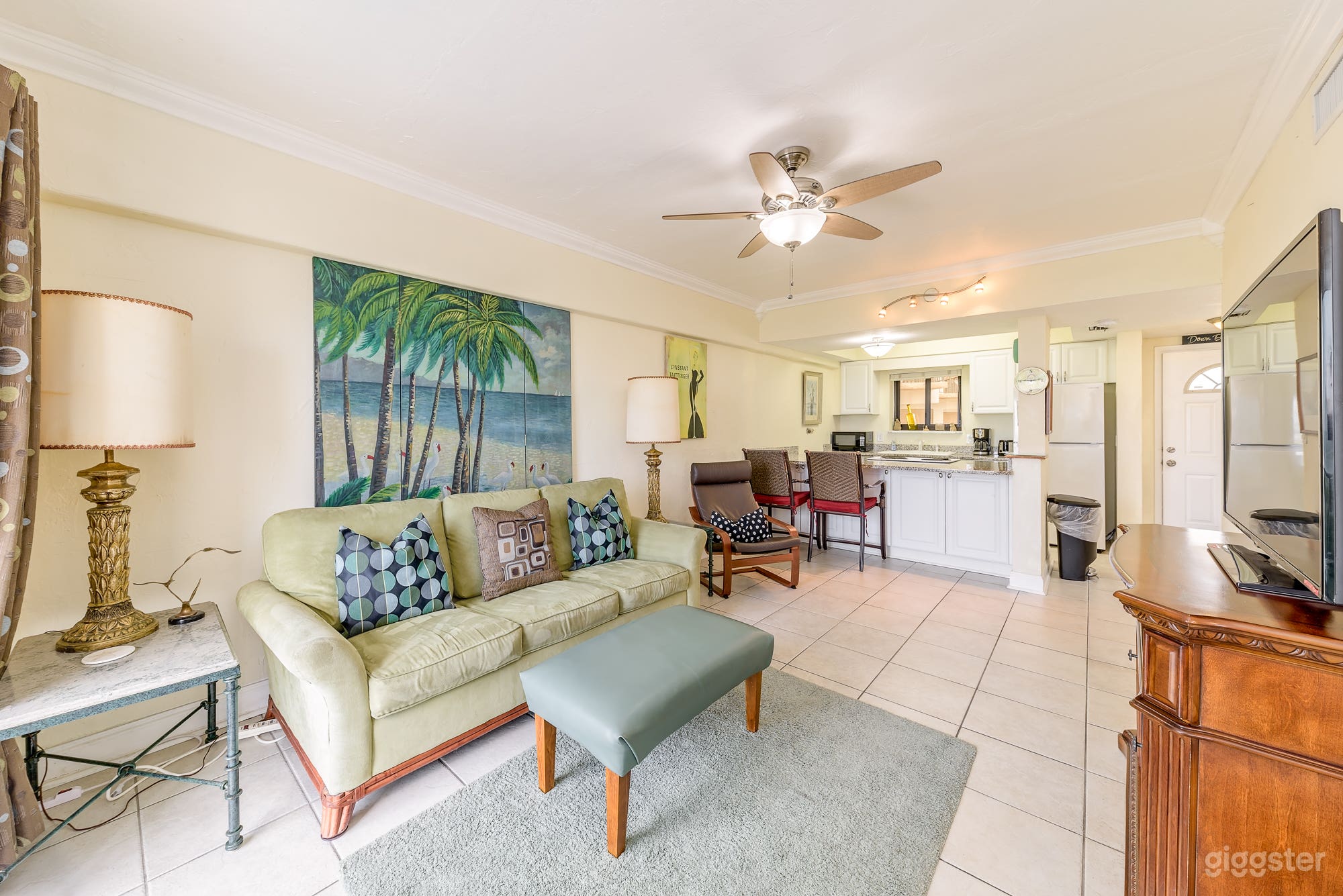 Beach front condo in Jax Beach, FL Photo 3