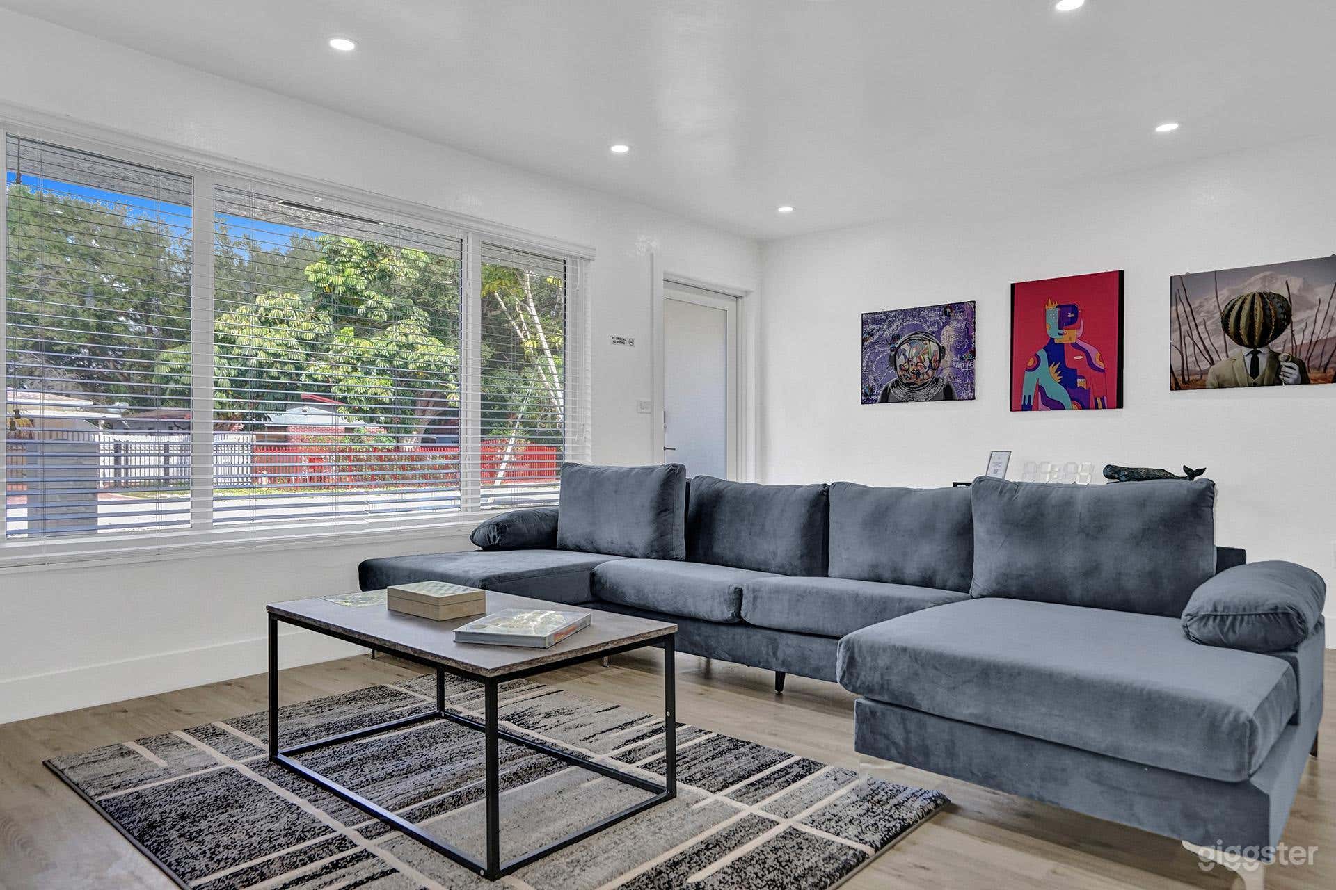 Unique crypto inspired compound Photo 1