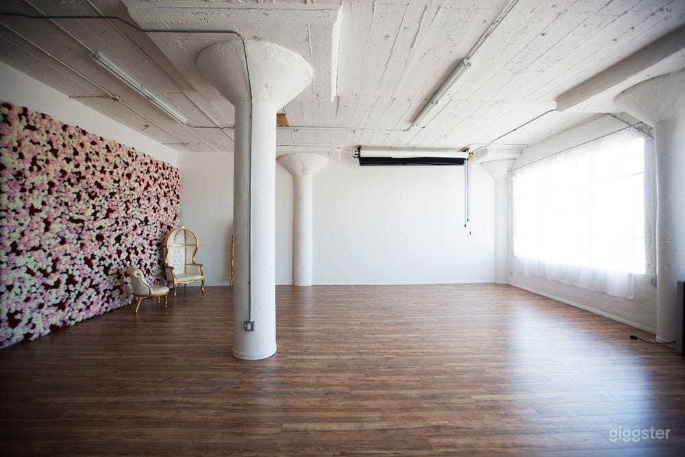 Artistic Space With Rose Wall  Photo 3