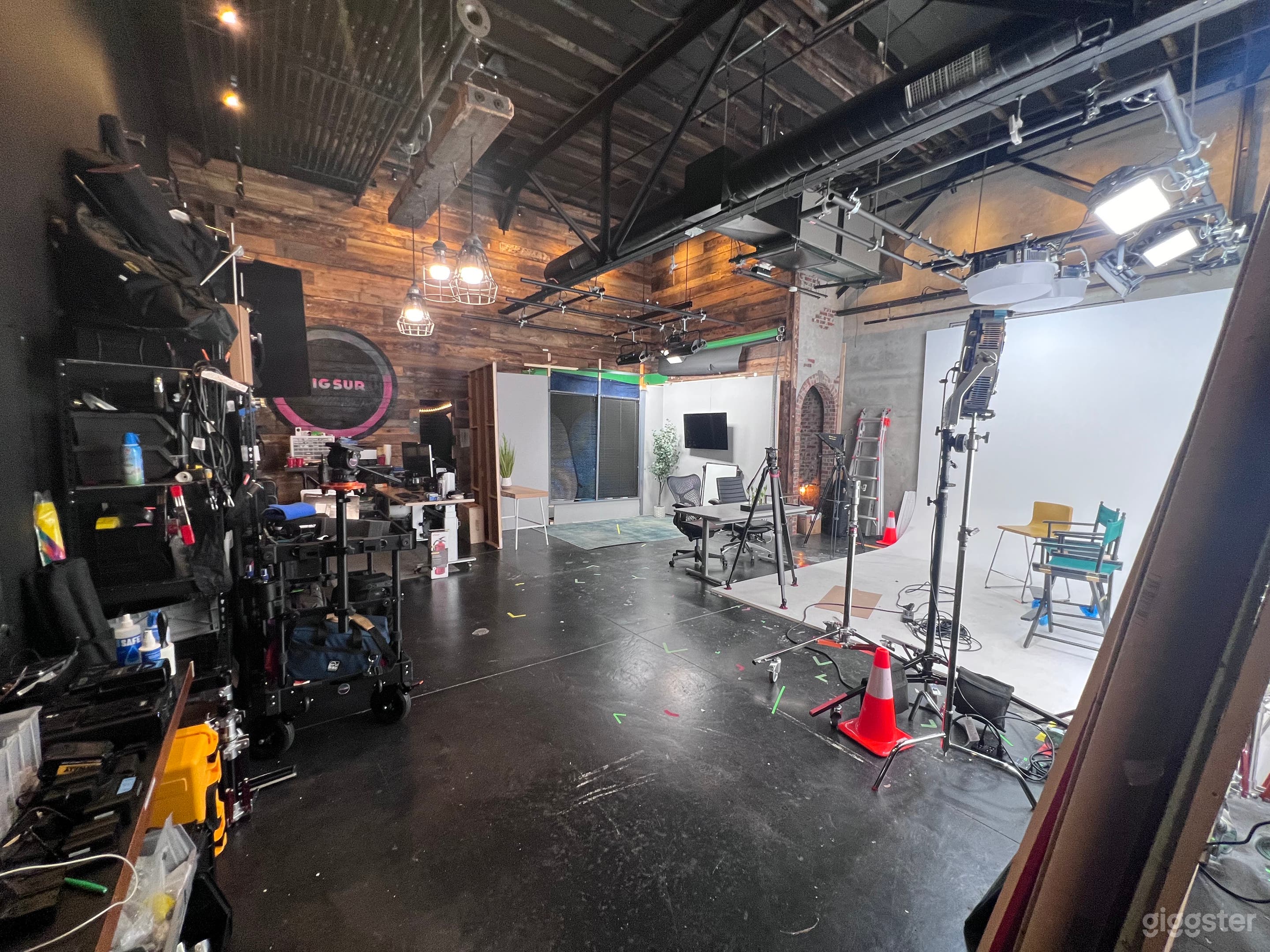 Video Production Studio — Cyc Wall, Lounge, and Pro Lighting Photo 1