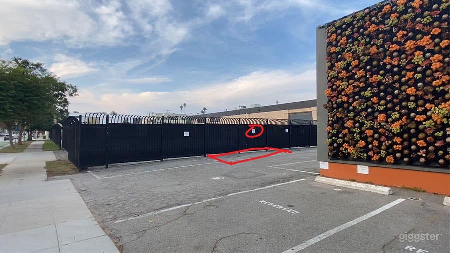 Modern and Well Equipped Studio in Santa Monica Photo 4