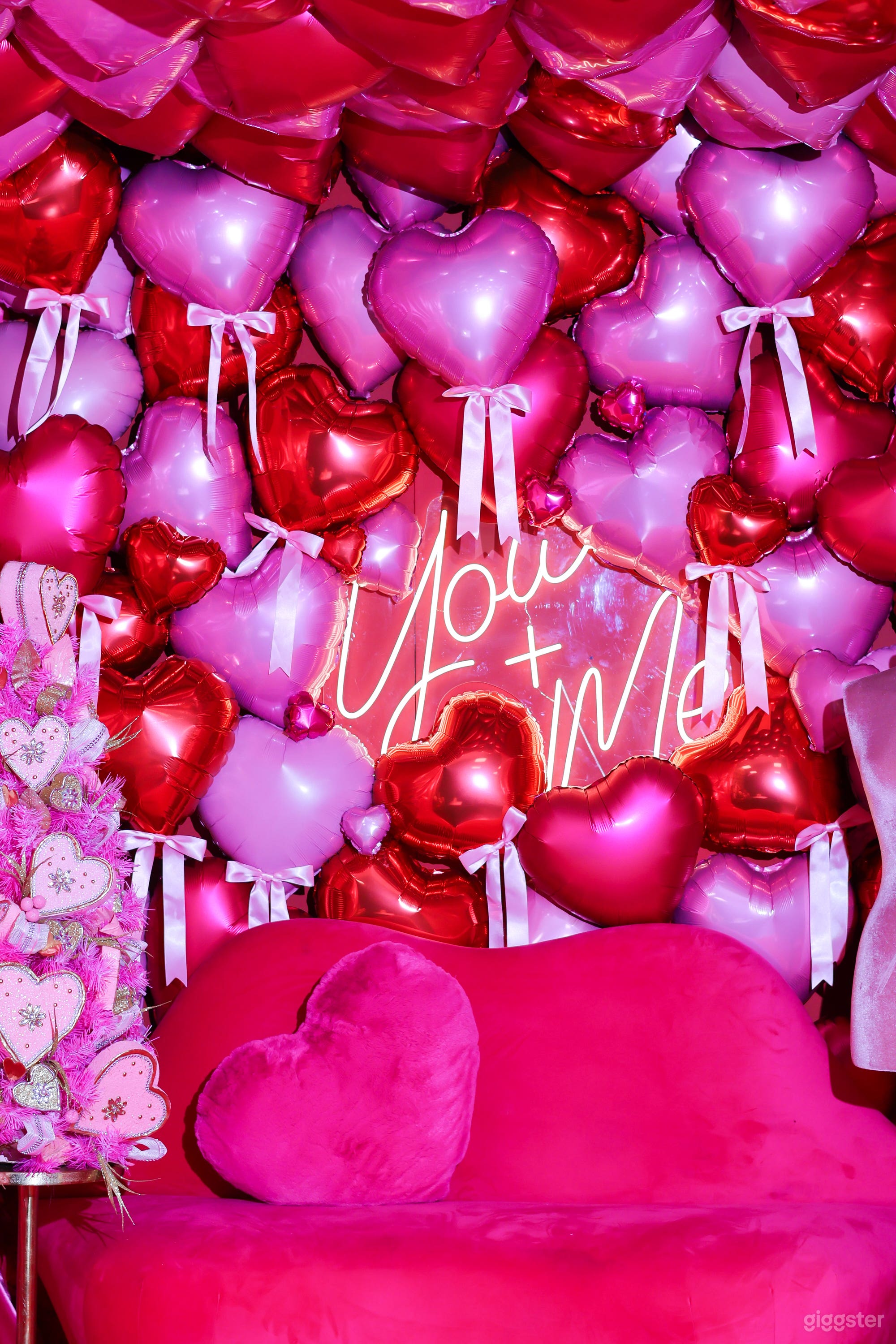 Luxury Multi Creative Set Studio Orange County FREE Parking Photo 1