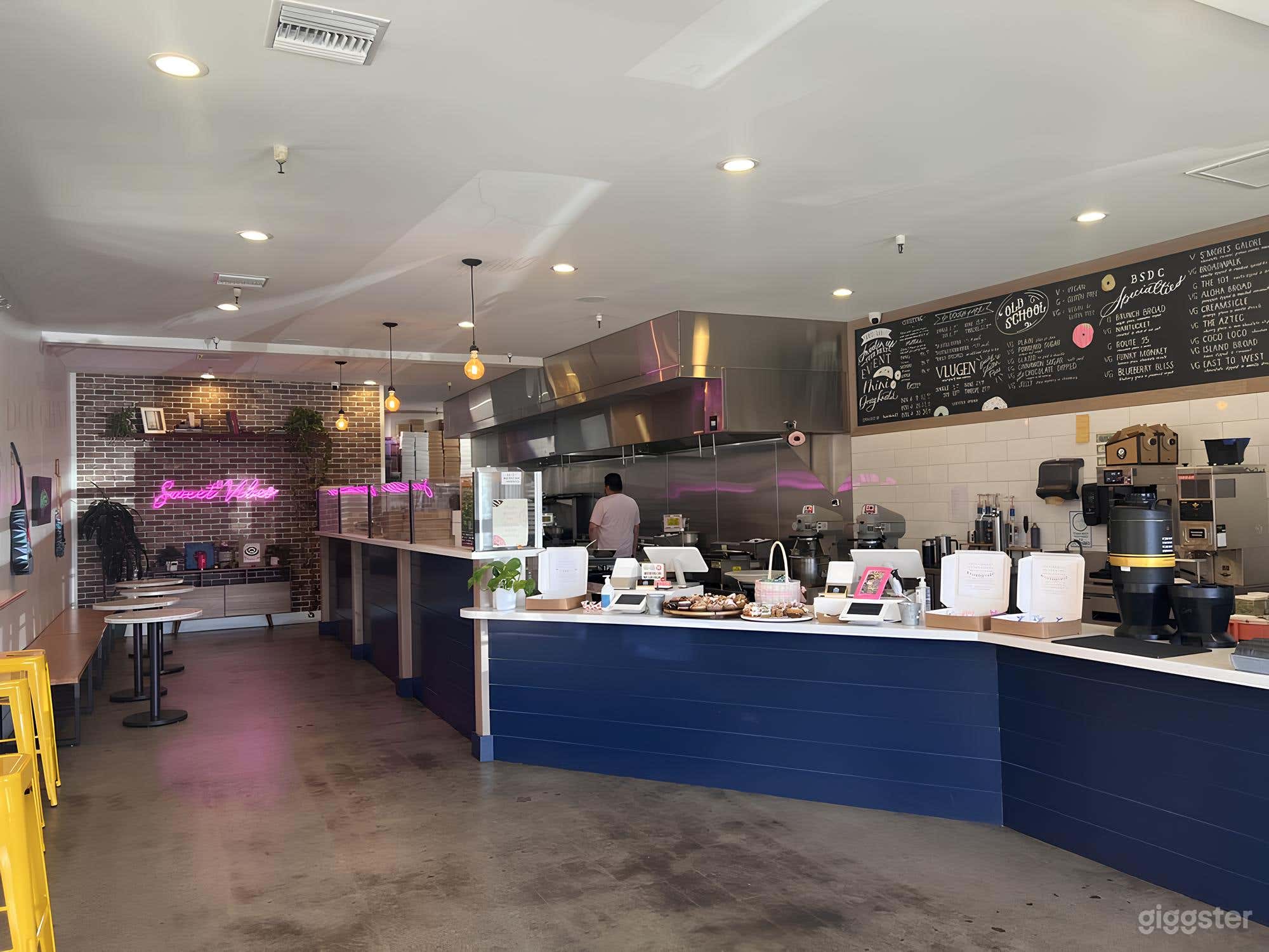 Bright &amp; Aesthetic Donut Café Photo 4