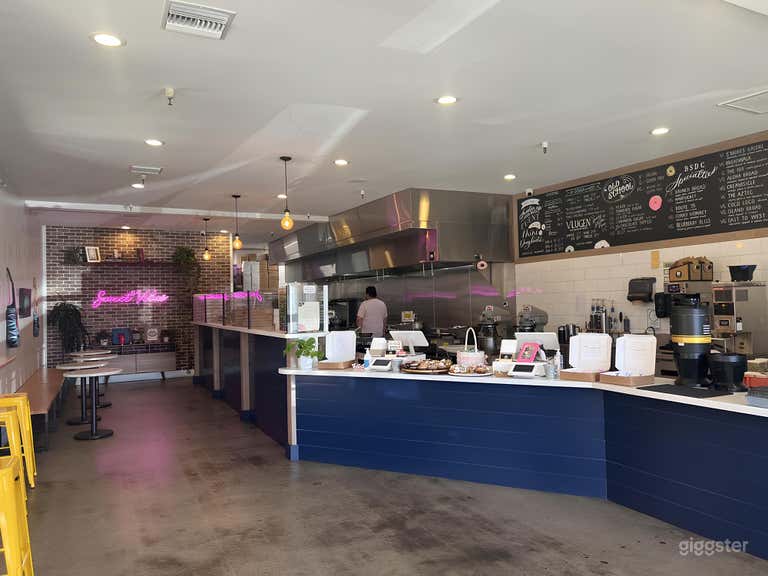  Bright & Aesthetic Donut Café 