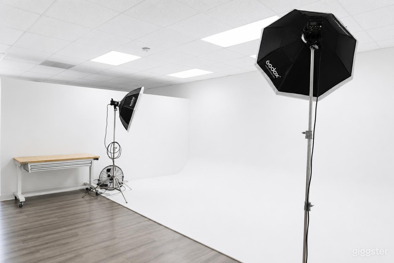 Affordable Pasadena Studio for Photoshoots & Video Photo 3