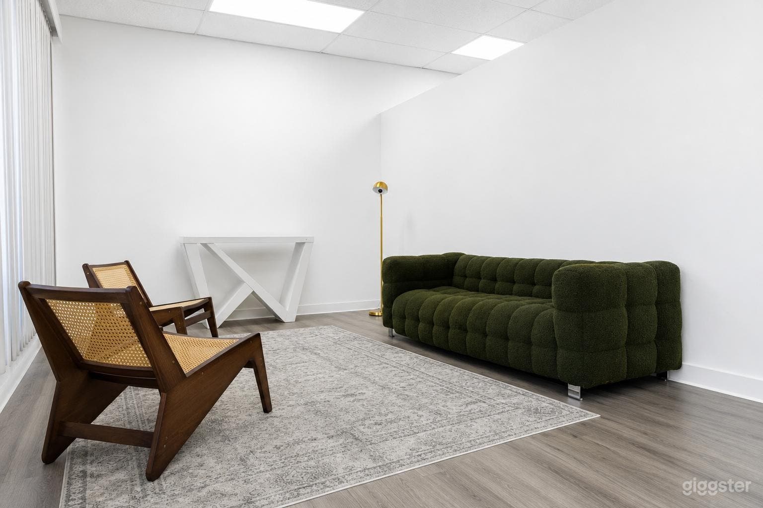 Affordable Pasadena Studio for Photoshoots & Video Photo 4