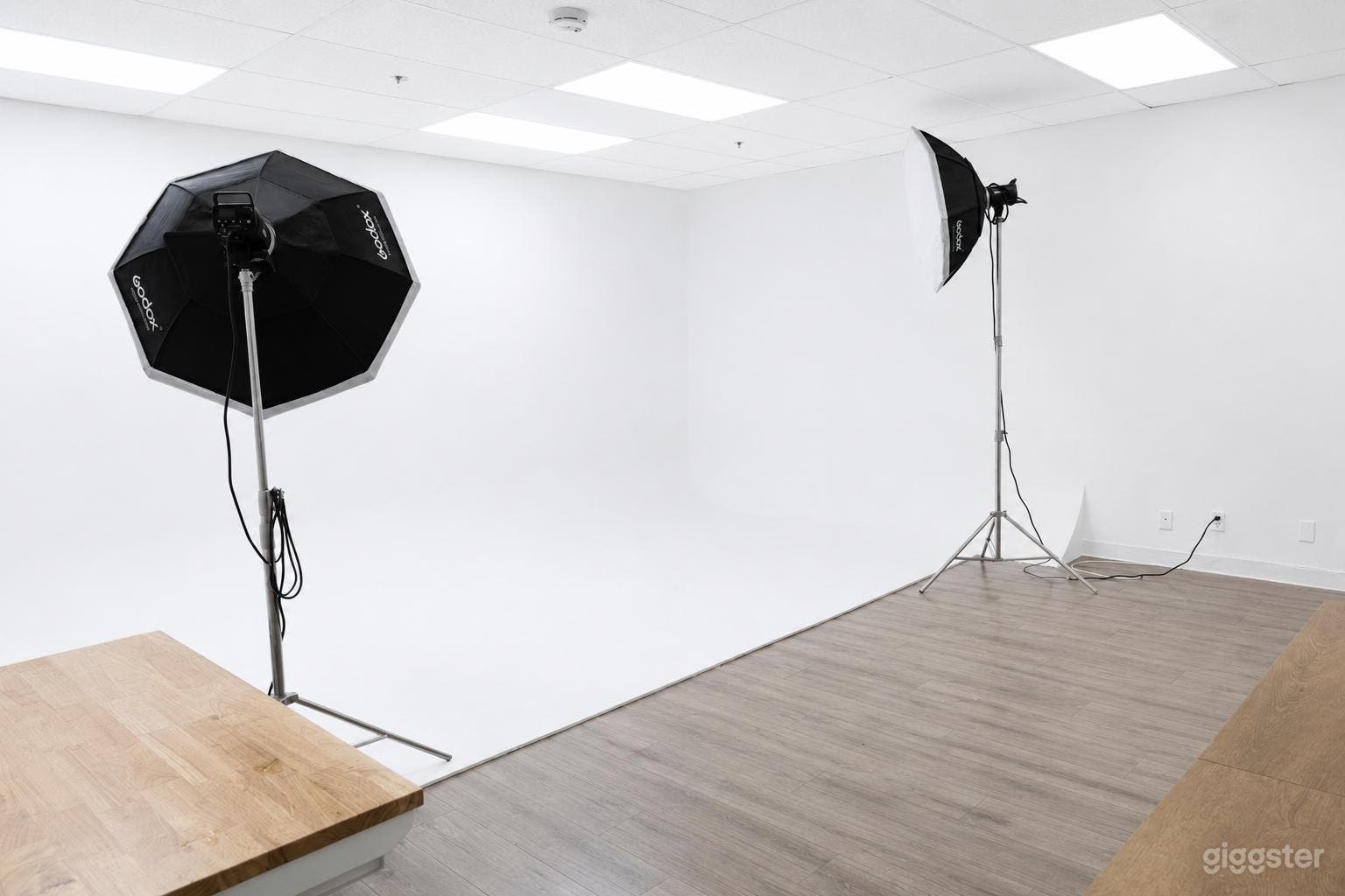 Affordable Pasadena Studio for Photoshoots & Video Photo 2