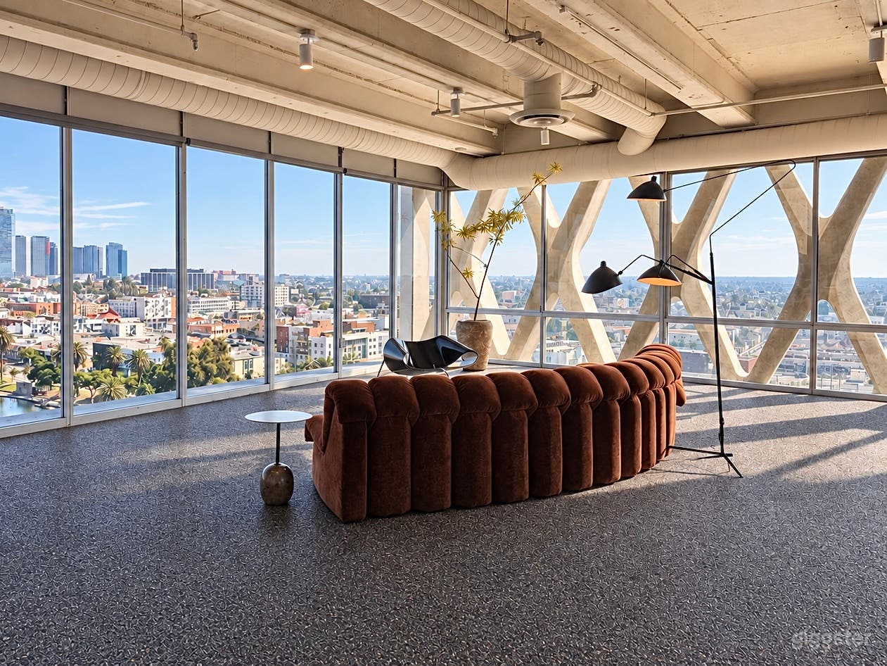 Mid-Century Modern Panoramic Skyline View Loft Photo 1