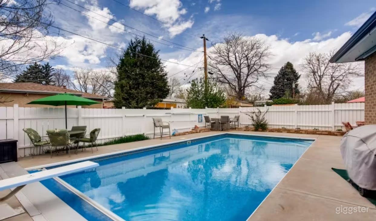 Spacious pool, deck, and outdoor furniture, make this poolside an absolute fantastic way to spend the day!