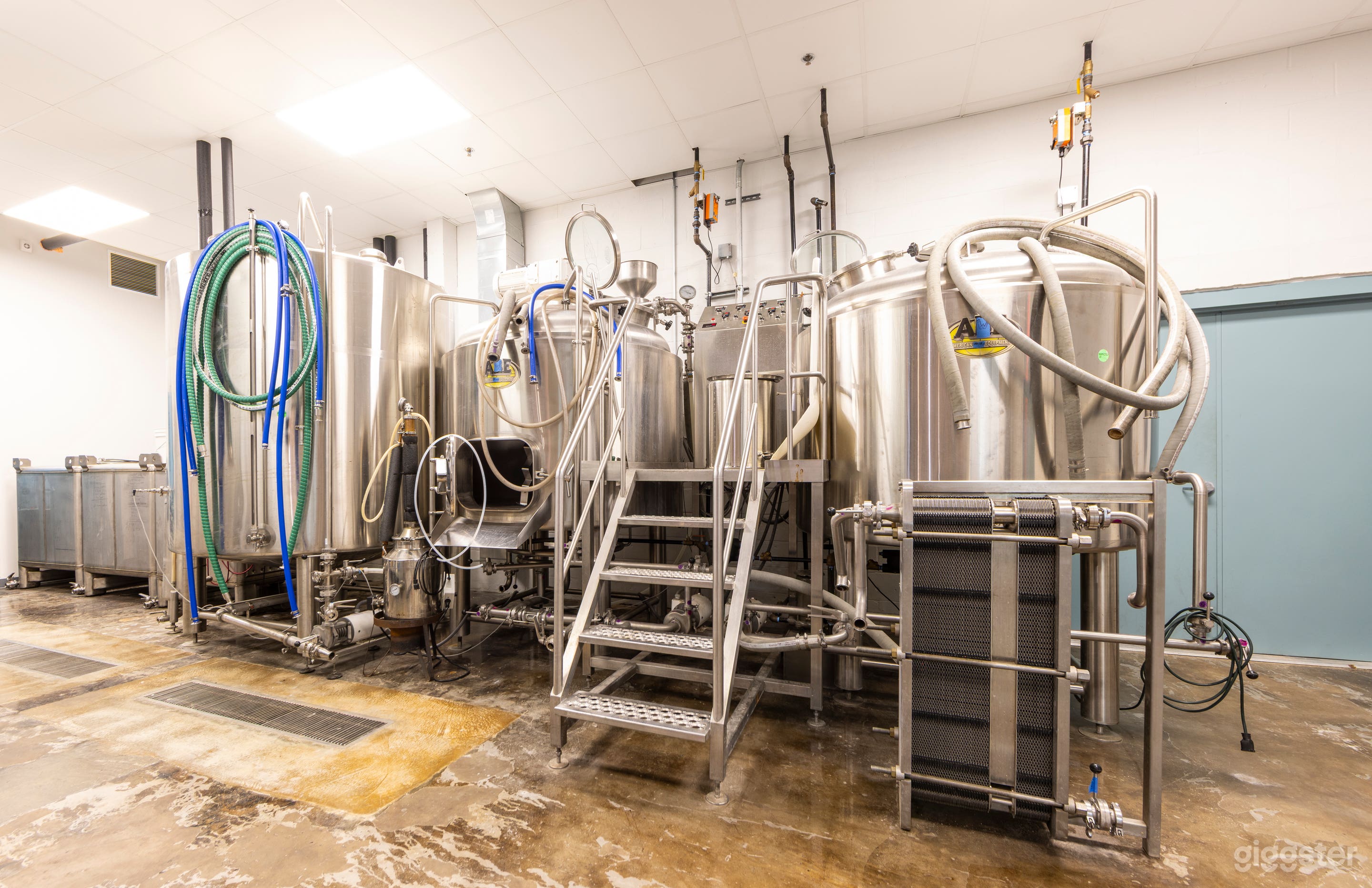 Drop of the Creator Distilling Warehouse Photo 4