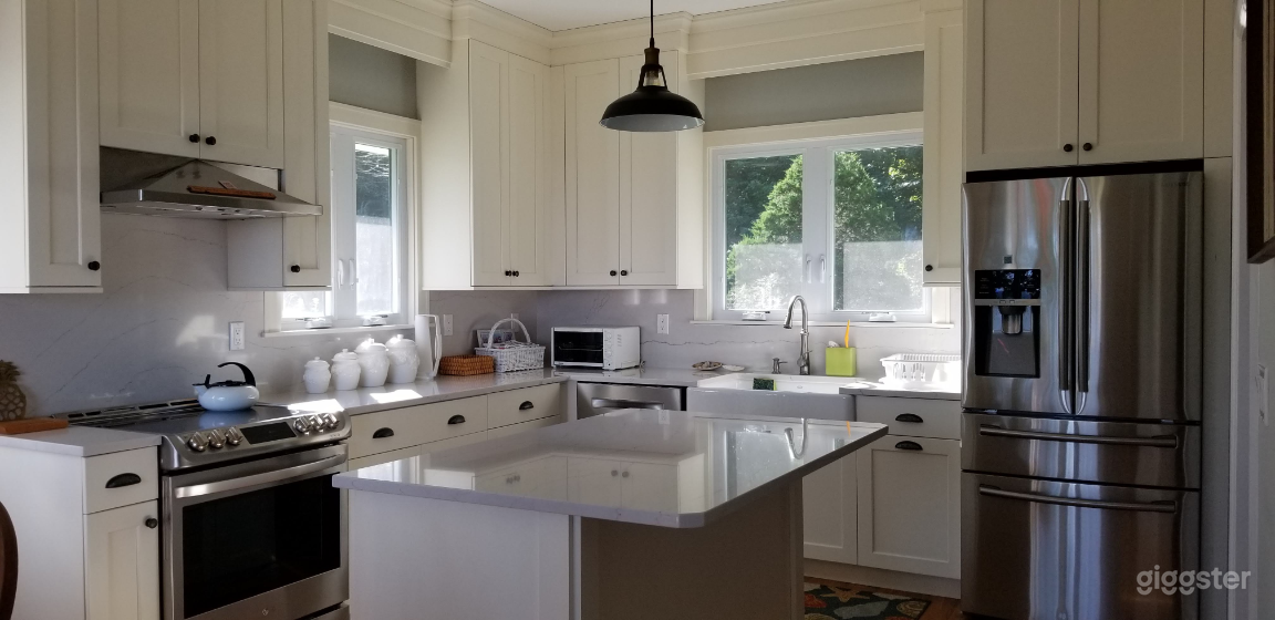 Glen Laurel on the Sound Photo 3