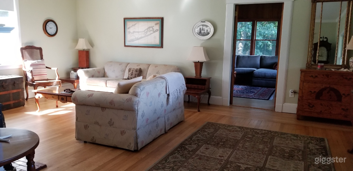 Glen Laurel on the Sound Photo 4