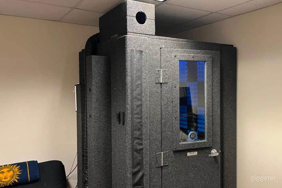 Fremont Whisper Room Self-Record Audio Booth with Reaper Software Photo 2