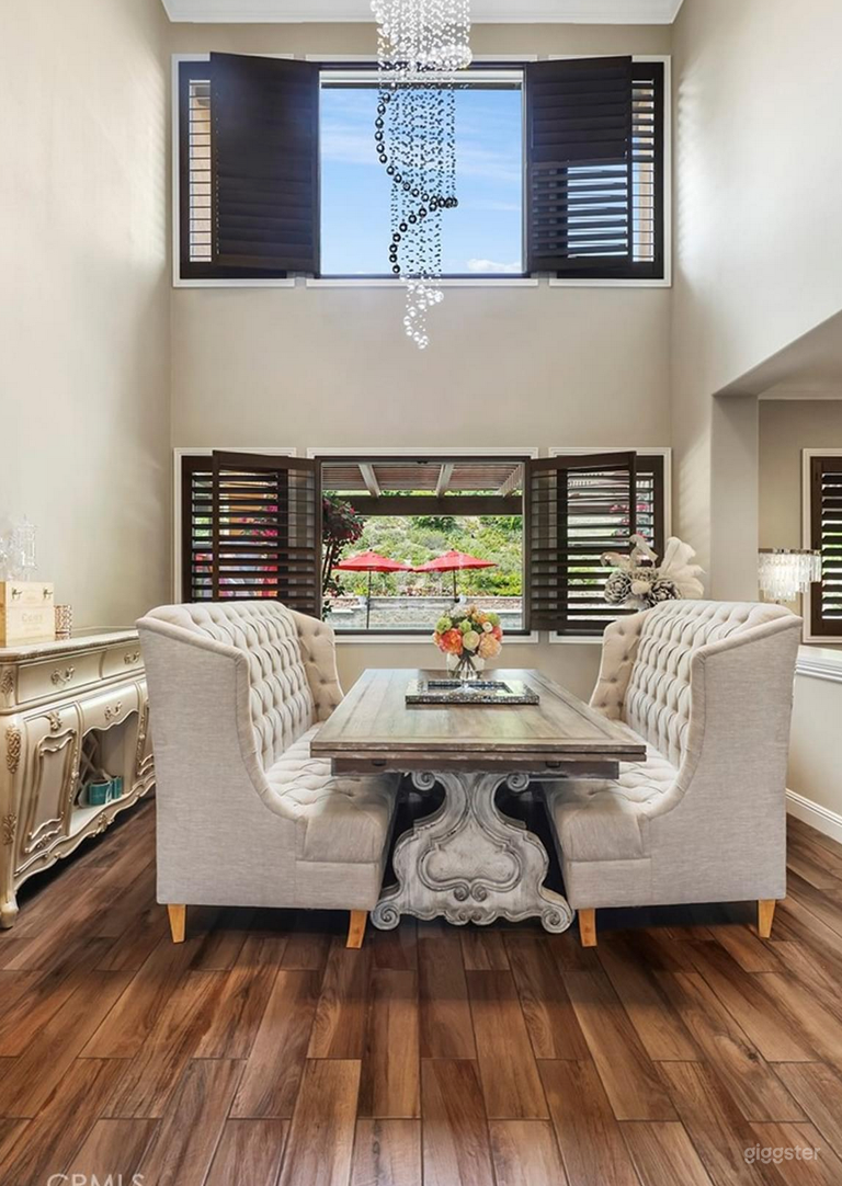  Tranquil Tuscan Estate immaculate & partially furnished 