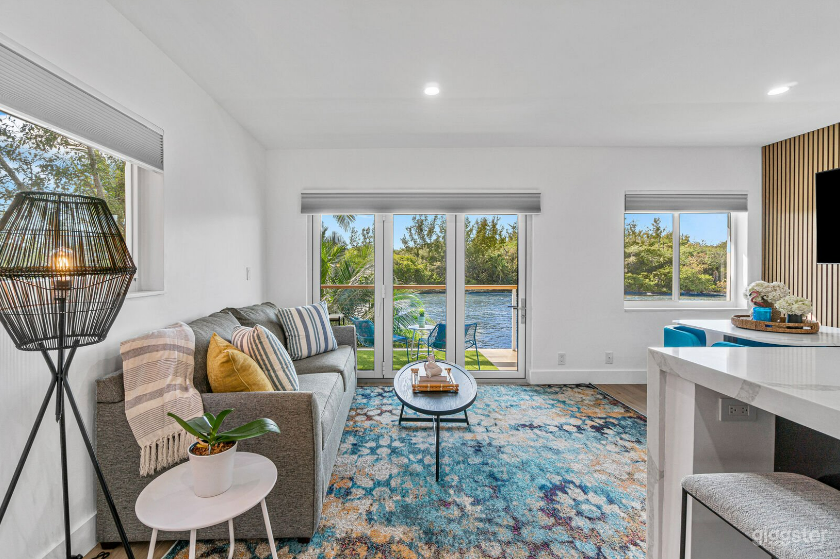 #261 Apt 14 Modern fully equipped apartment close to the beach Photo 2