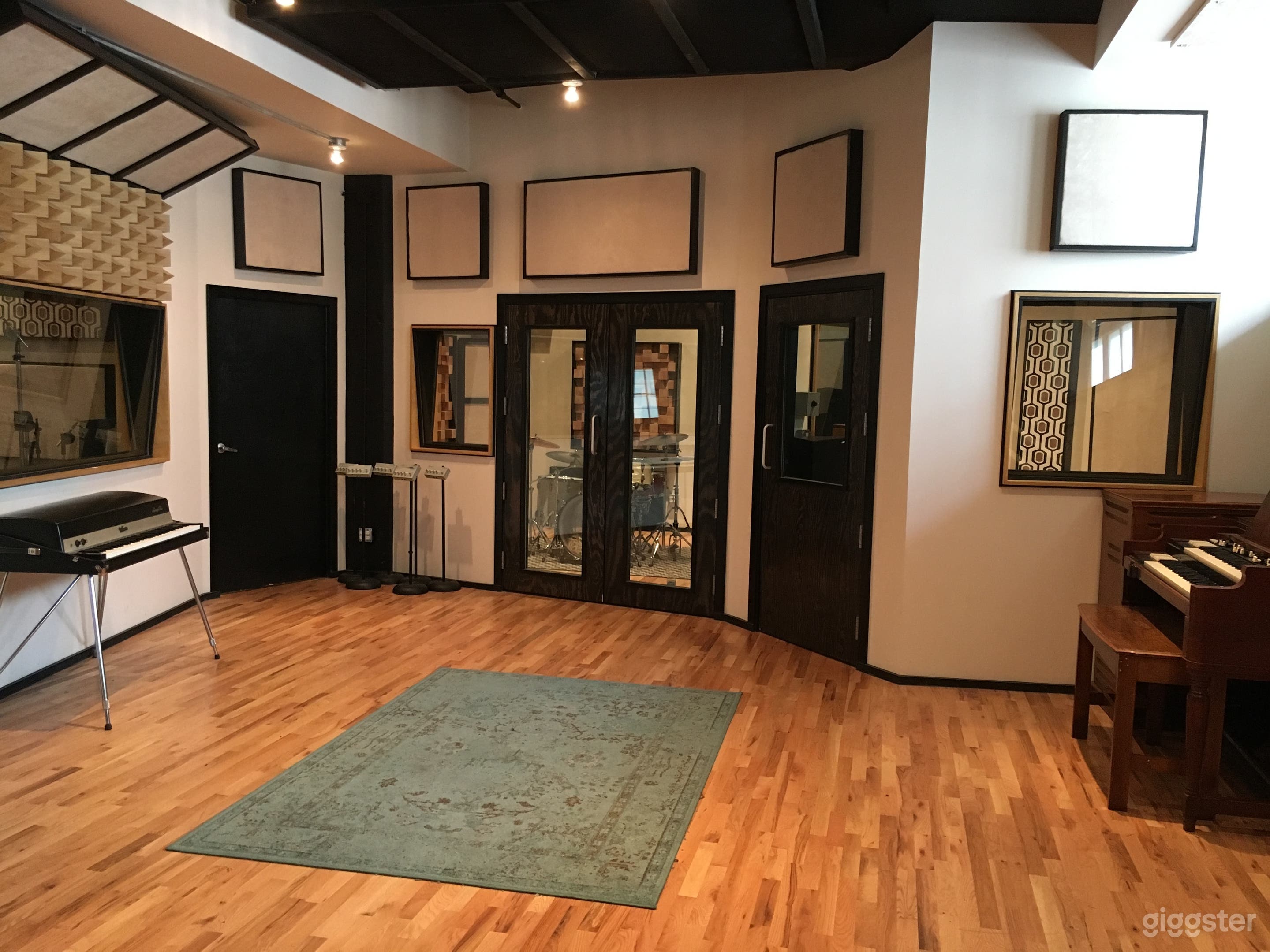 Live Room Facing Iso Rooms