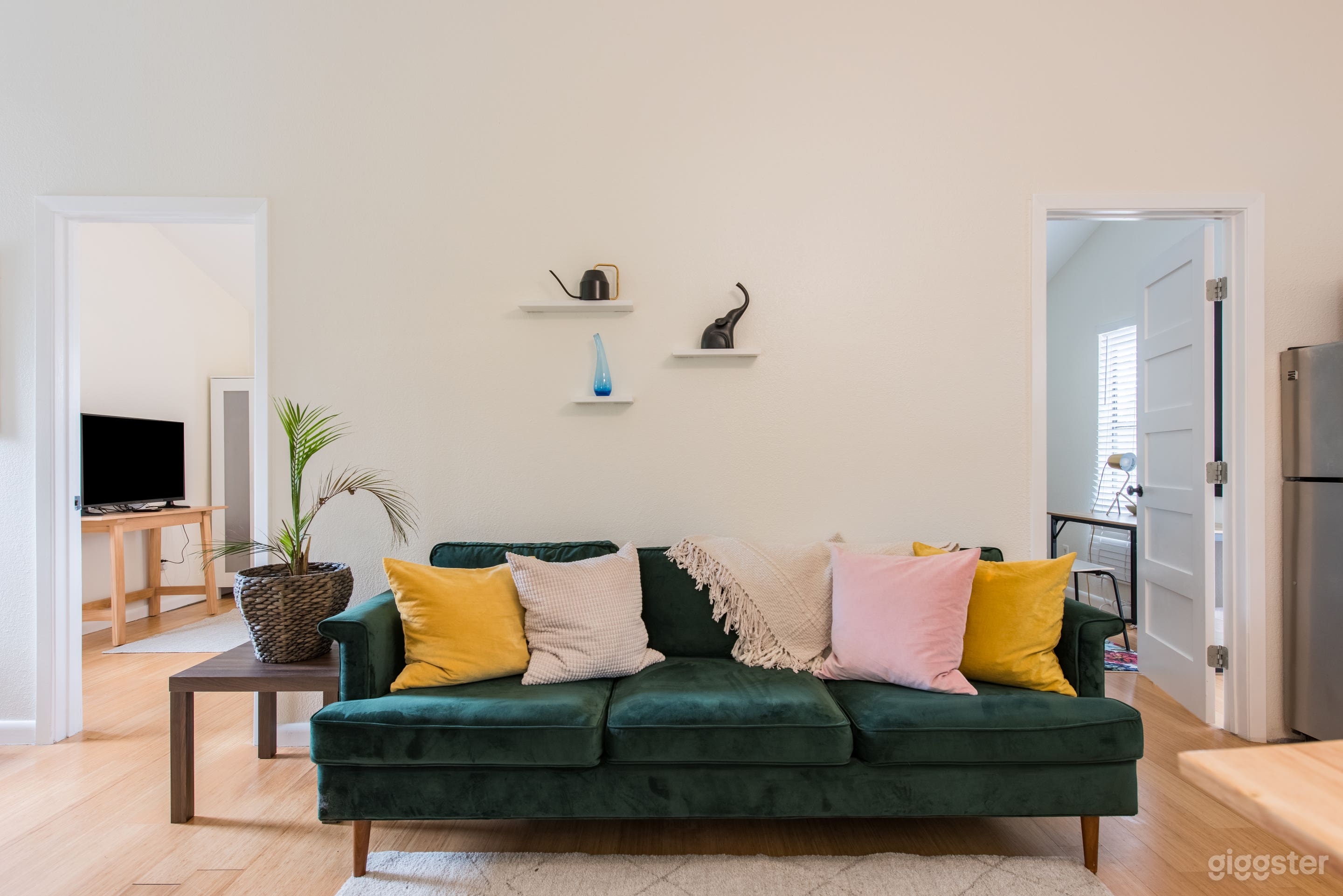 Stylish Balcony, Light and Open, Funky East-Austin Photo 1