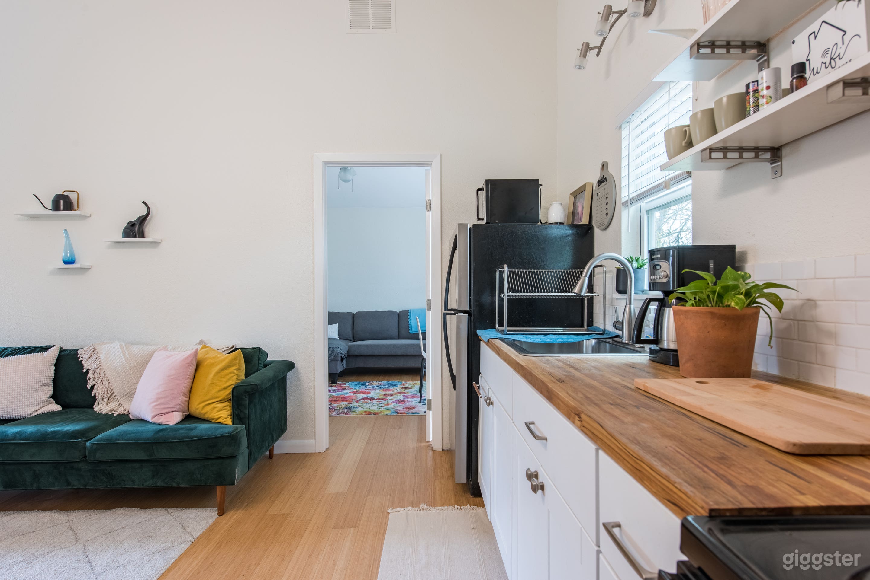 Stylish Balcony, Light and Open, Funky East-Austin Photo 2