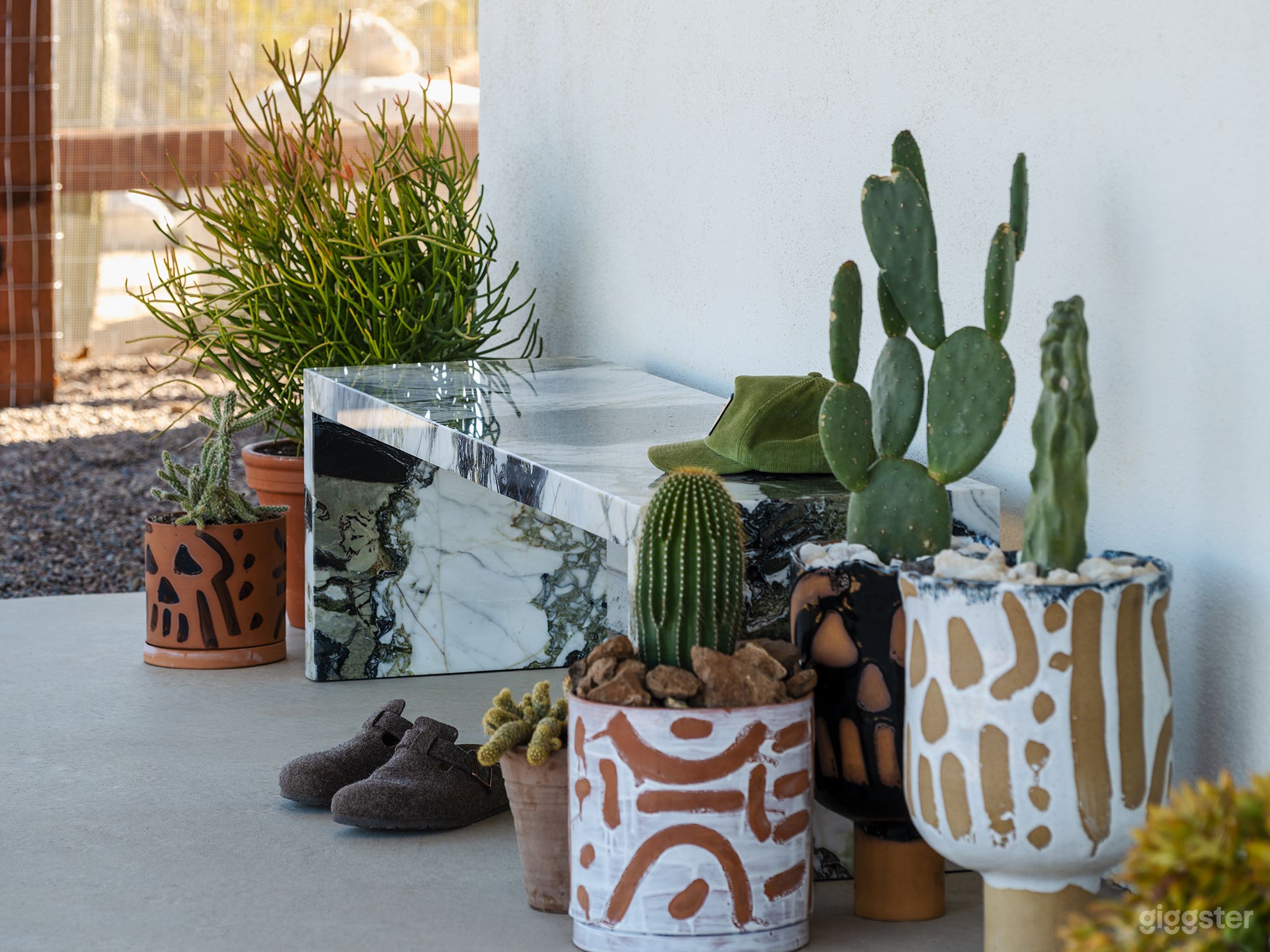 Desert Mid Century Ranch House on 3 acres Photo 3