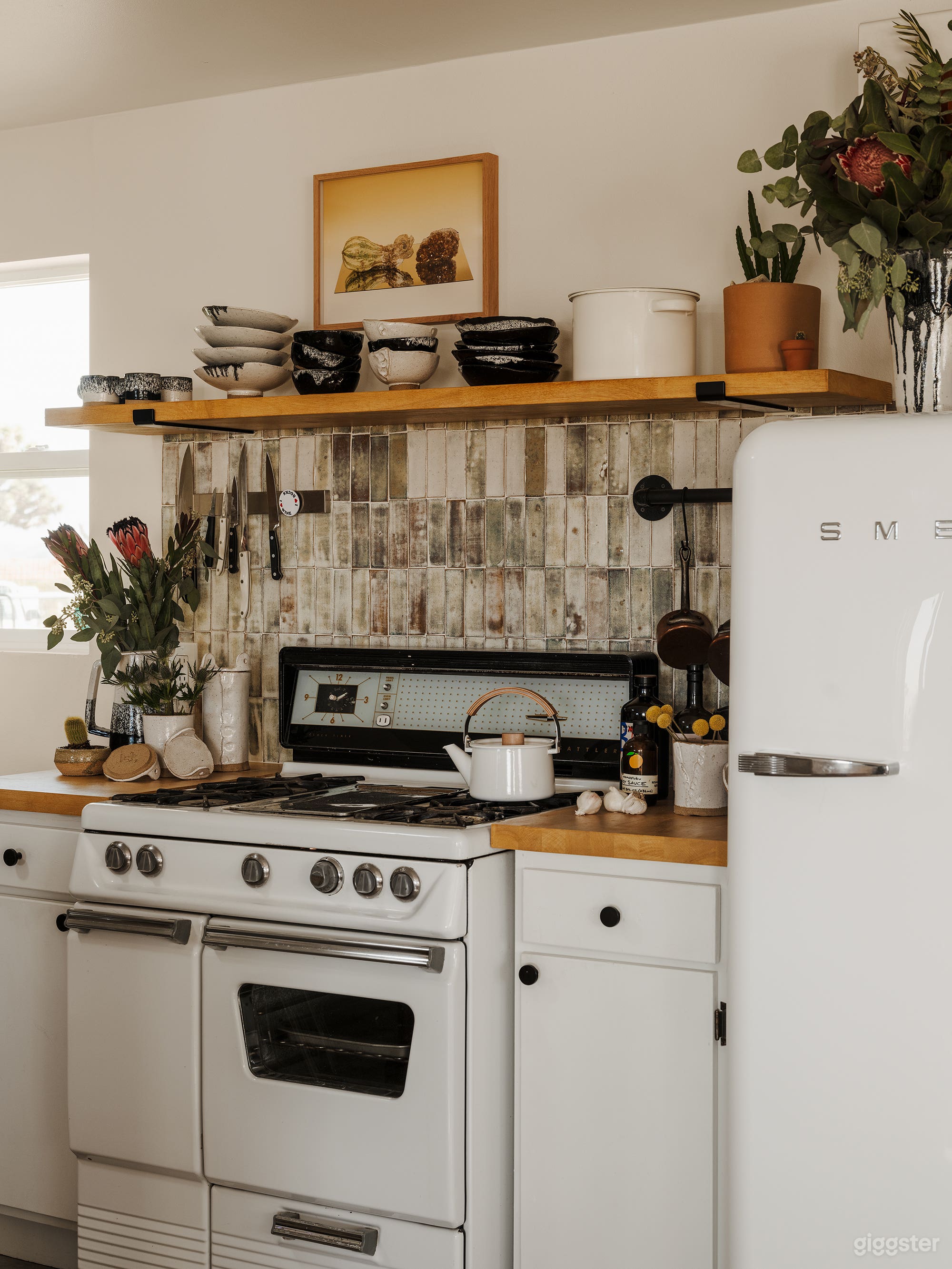 Desert Mid Century Ranch House on 3 acres Photo 4