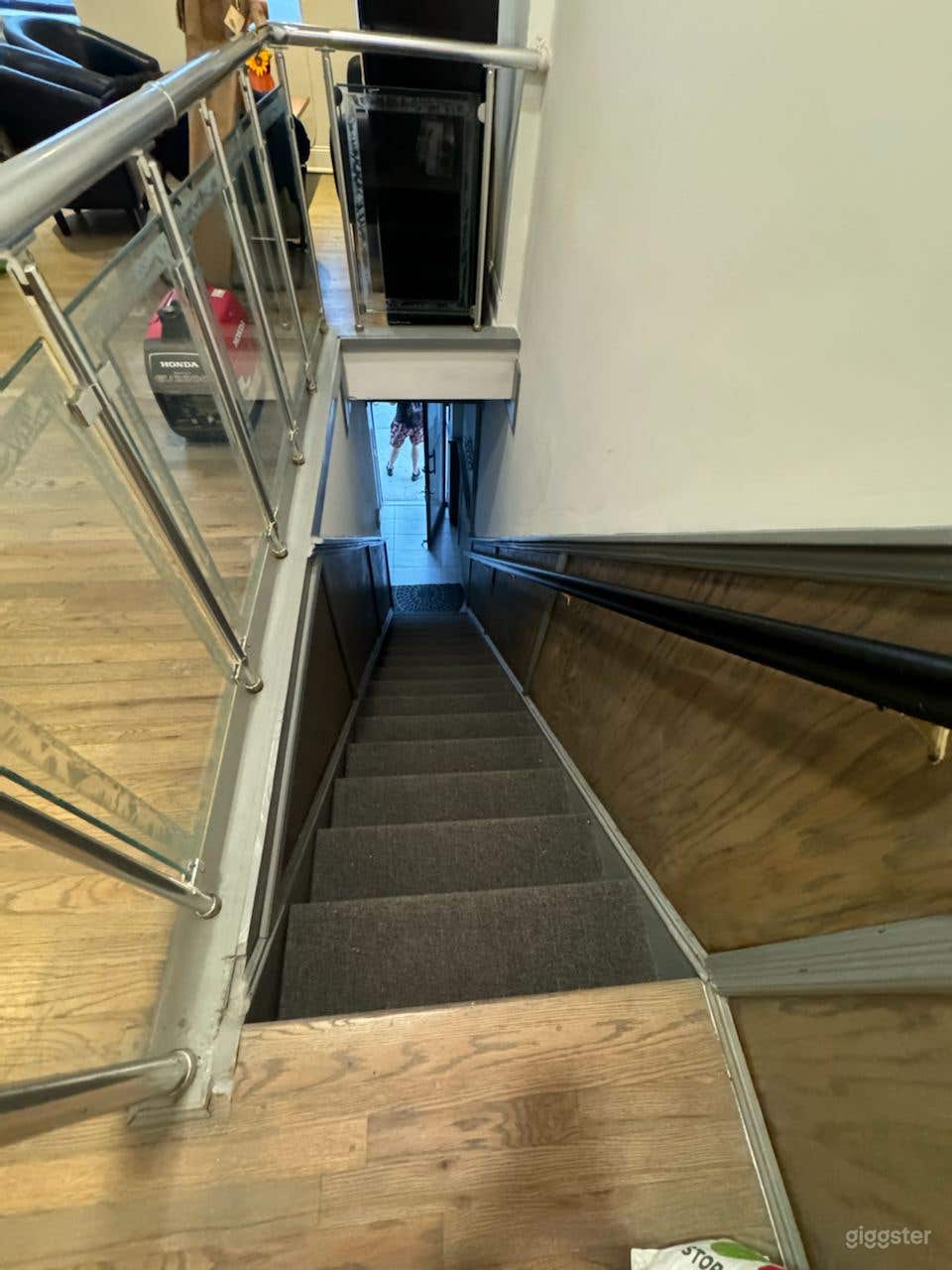 Office is located is on 2nd floor Walk up