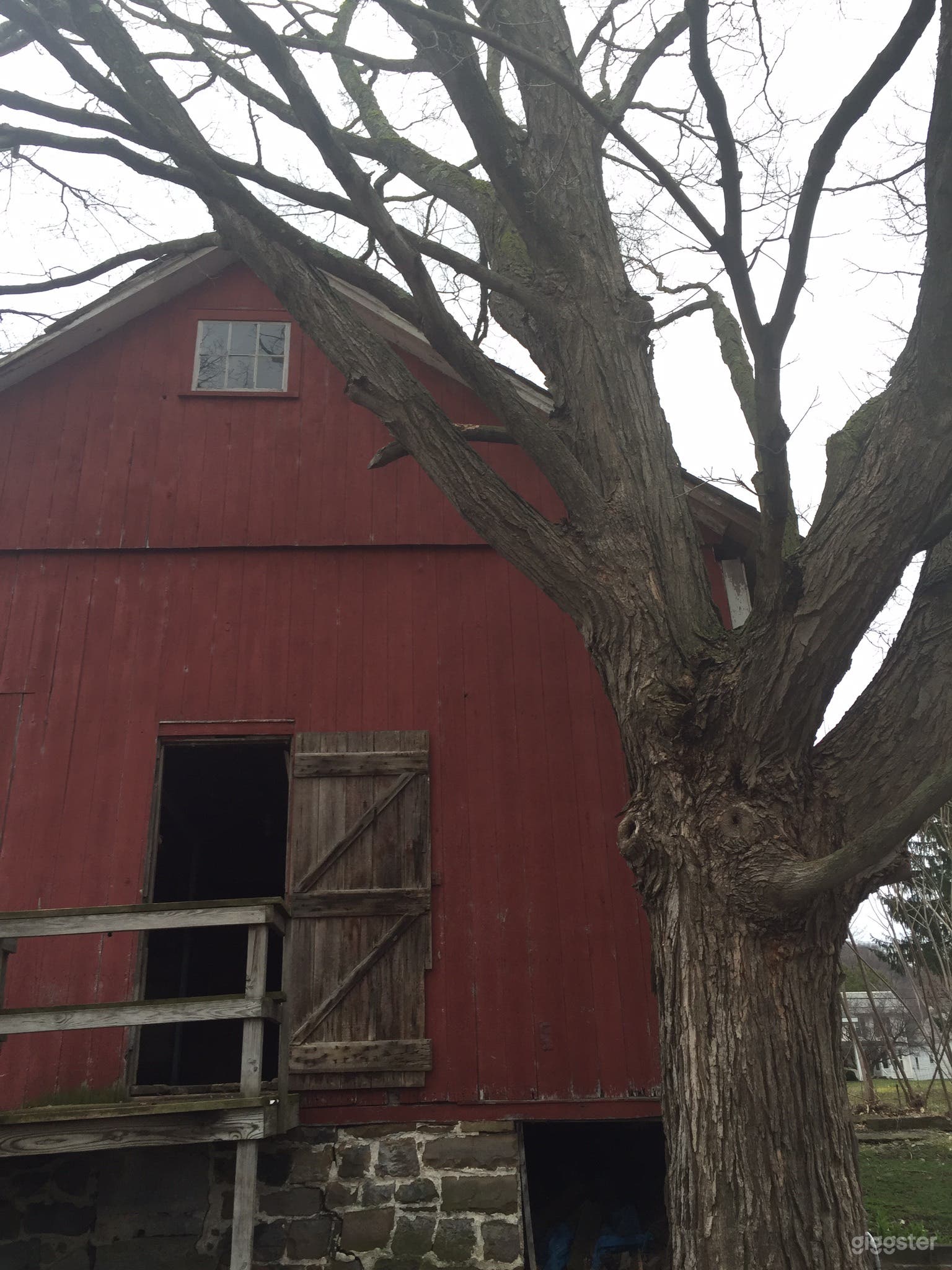 Amish built barn cica early 1800s