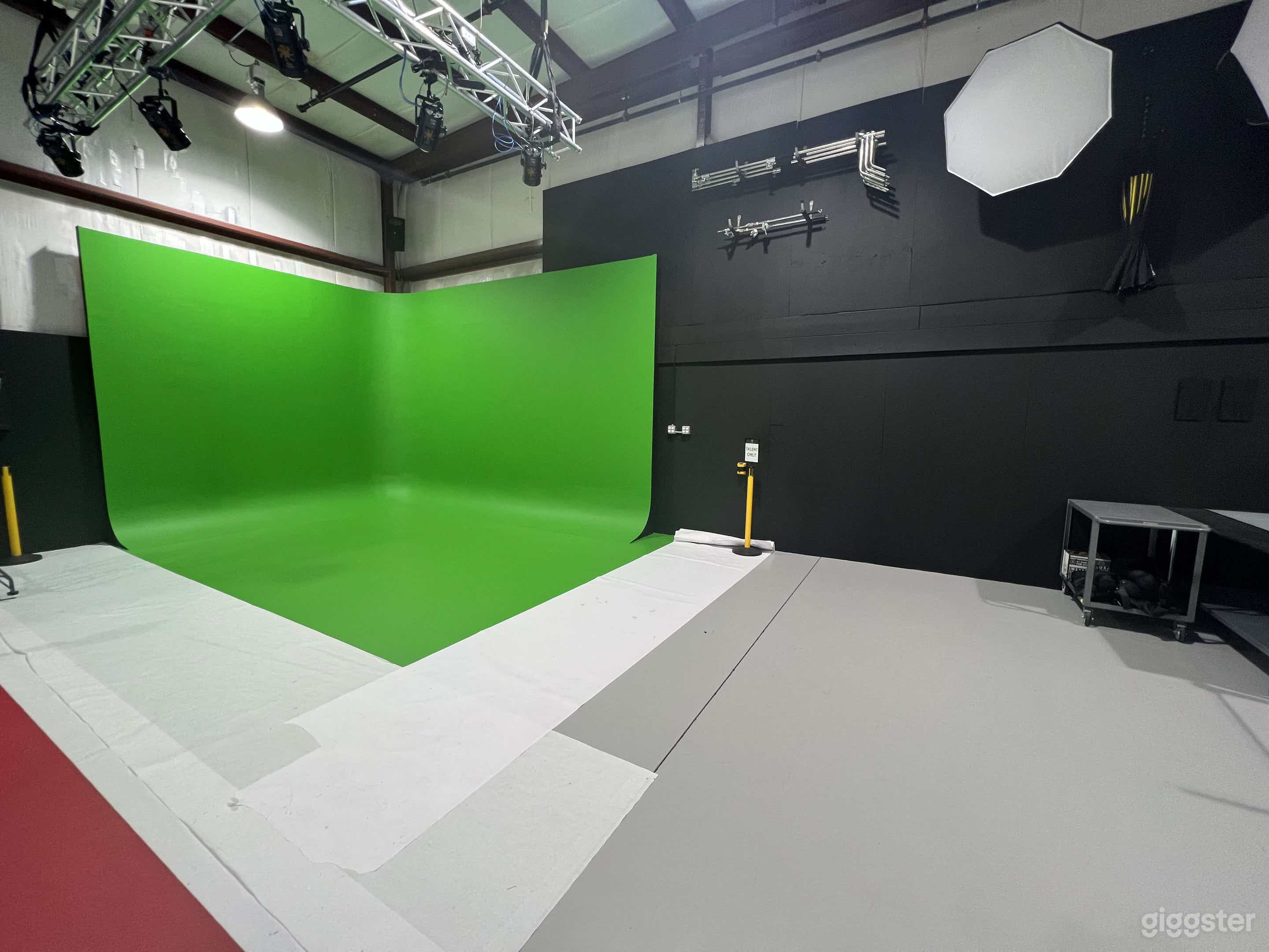 Jersey Shore Cyclorama Studio Warehouse Photo 3