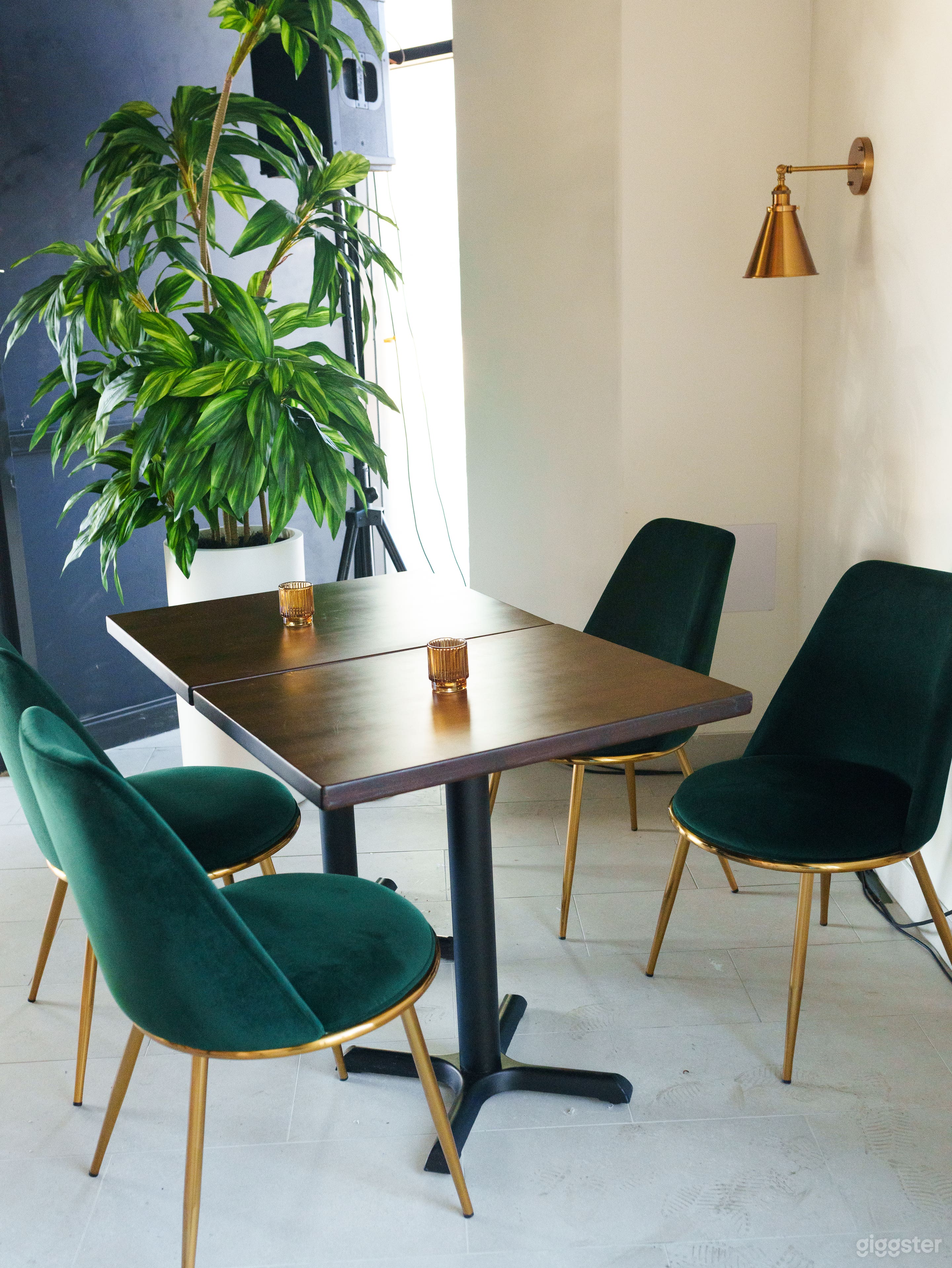 Dining room details
