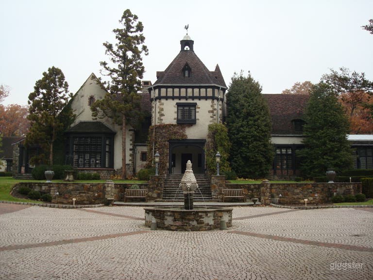  Upscale chateau style resort and hotel: Location 4188 