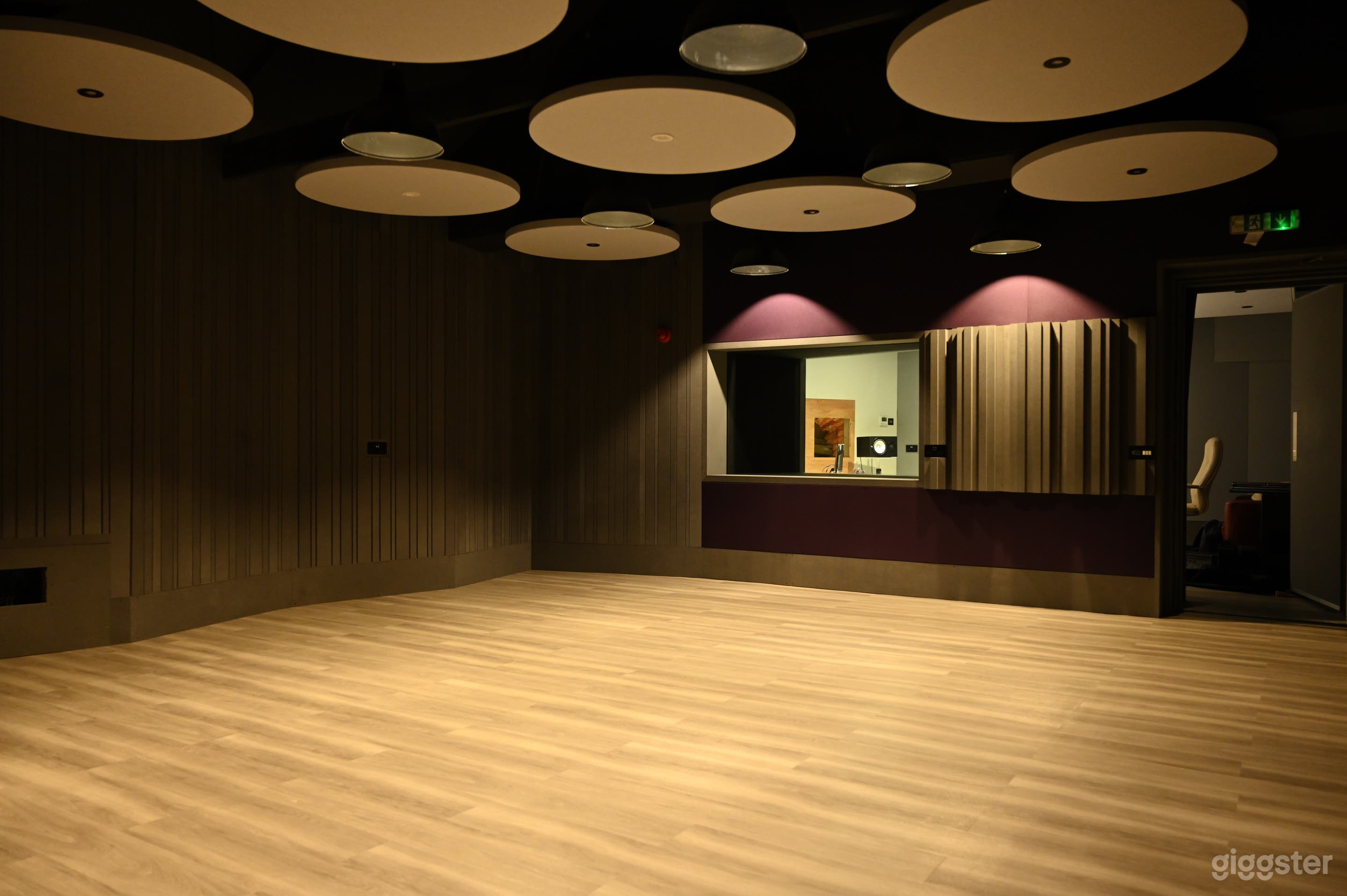 Music Recording Studio for photo and film shoots Photo 2